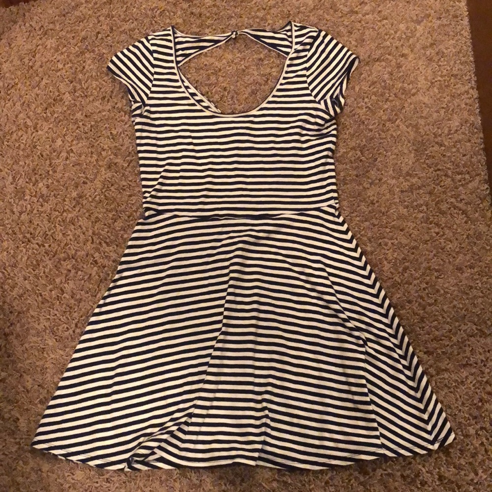 keyhole back, navy and white stripped dress